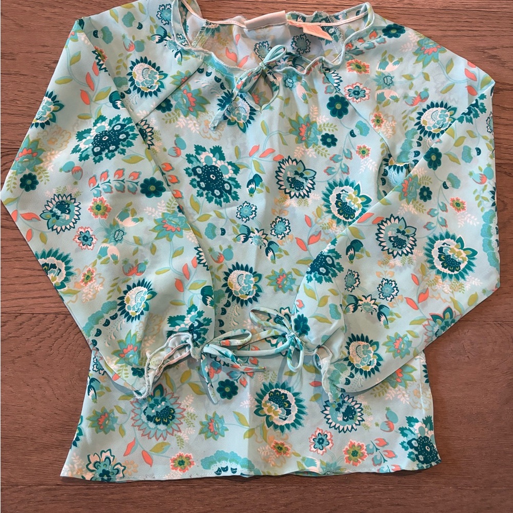 Mary-Kate and Ashley Vibrant Floral Blouse with Tie Details